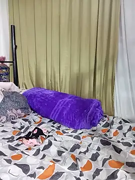 HotBabe 04 online show from May 28, 2026, 5:49 am