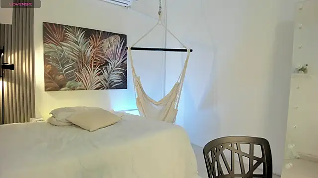 ivania lua online show from April 18, 2026, 11:14 am