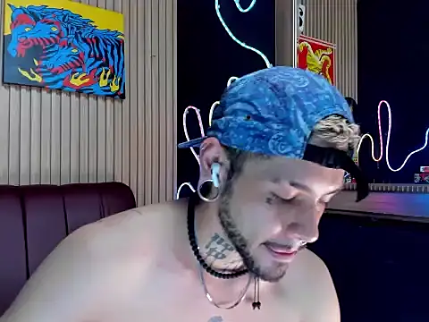 Murdockk online show from July 23, 2026, 1:58 am