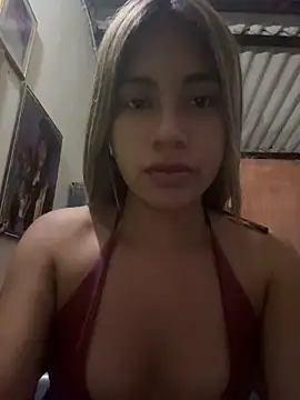 Kimmiebellarie online show from May 10, 2026, 12:27 am