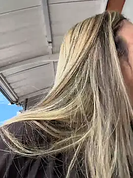 Kimmiebellarie online show from June 24, 2026, 2:05 pm