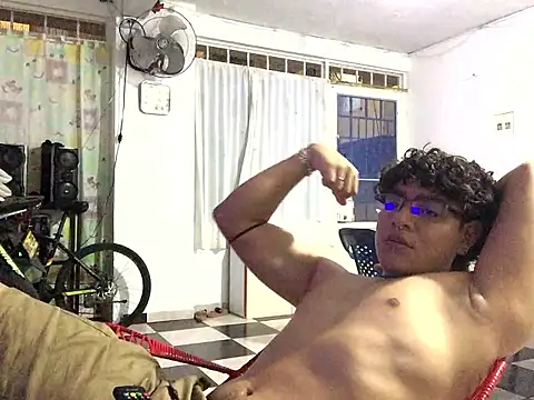 xhecho uzumaki online show from June 23, 2026, 5:49 am