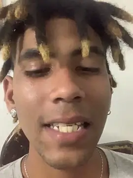 Snapshot of BABYCREAM_ chatting on April 12, 2026, 5:23 am BABYCREAM online show from April 12, 2026, 5:23 am