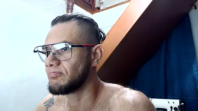 Snapshot of andrew_1520 chatting on February 4, 2026, 1:33 am andrew 1520 online show from February 4, 2026, 1:33 am