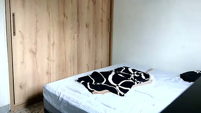 Snapshot of andrew_1520 chatting on February 7, 2026, 9:40 pm andrew 1520 online show from February 7, 2026, 9:40 pm