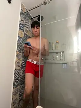 martinbakeer online show from April 14, 2026, 7:31 pm