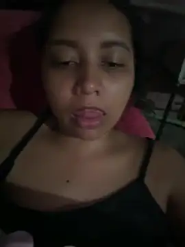 Snapshot of Ninibella chatting on May 3, 2026, 10:27 pm Ninibella online show from May 3, 2026, 10:27 pm