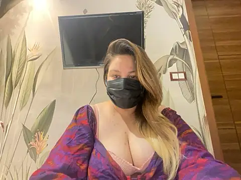Snapshot of kavyasingh36 chatting on May 3, 2026, 3:18 pm kavyasingh36 online show from May 3, 2026, 3:18 pm
