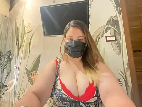 Snapshot of kavyasingh36 chatting on May 25, 2026, 10:43 am kavyasingh36 online show from May 25, 2026, 10:43 am