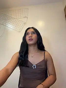 slutty aki online show from June 16, 2026, 5:37 pm