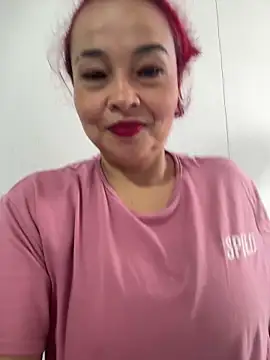 Snapshot of Alma_milf_co chatting on April 11, 2026, 2:43 pm Alma milf co online show from April 11, 2026, 2:43 pm