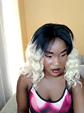 Bootyyynova online show from April 17, 2026, 8:06 am