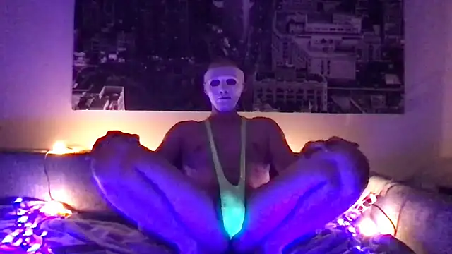 lucky alfie hng online show from April 11, 2026, 8:24 pm