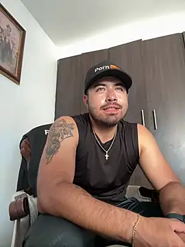 Snapshot of Frednunex chatting on April 15, 2026, 7:58 pm Frednunex online show from April 15, 2026, 7:58 pm