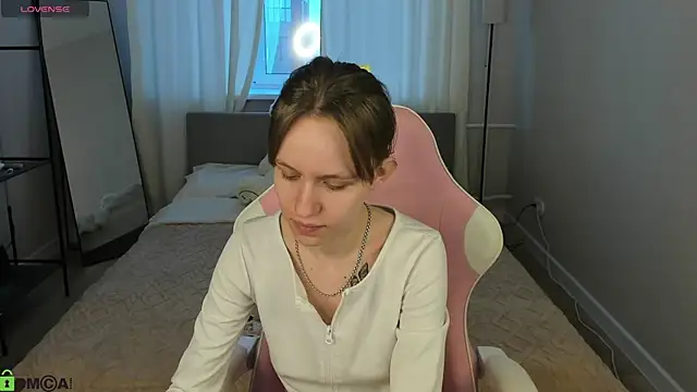 Snapshot of Milena_Milyan chatting on April 30, 2026, 1:01 am Milena Milyan online show from April 30, 2026, 1:01 am