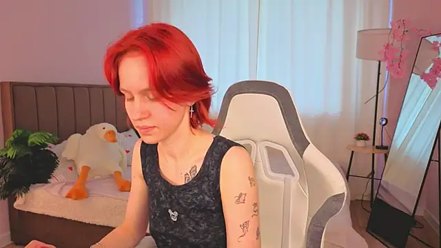 Milena Milyan online show from July 18, 2026, 1:21 am