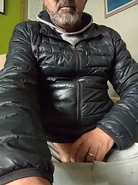 Snapshot of Dietosca chatting on July 23, 2026, 5:22 pm Dietosca online show from July 23, 2026, 5:22 pm