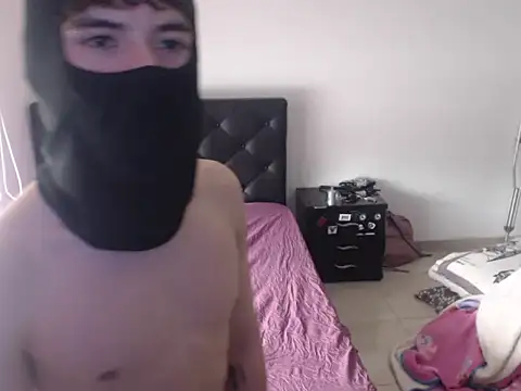 baretic0 online show from April 16, 2026, 9:15 pm