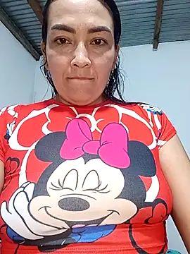 LuluDream online show from April 22, 2026, 1:08 am