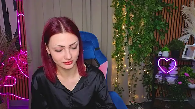 CarolynReeves online show from April 15, 2026, 10:11 am