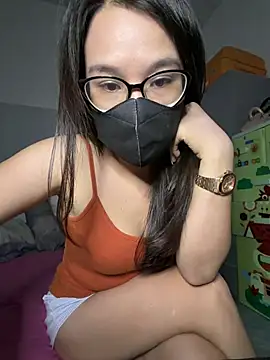 ZzyzyZ-009 online show from May 10, 2026, 3:28 pm