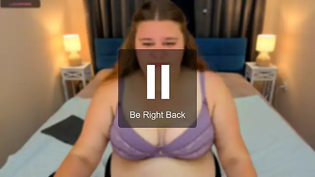 Snapshot of Bella_Blvck chatting on June 28, 2026, 2:50 am Bella Blvck online show from June 28, 2026, 2:50 am
