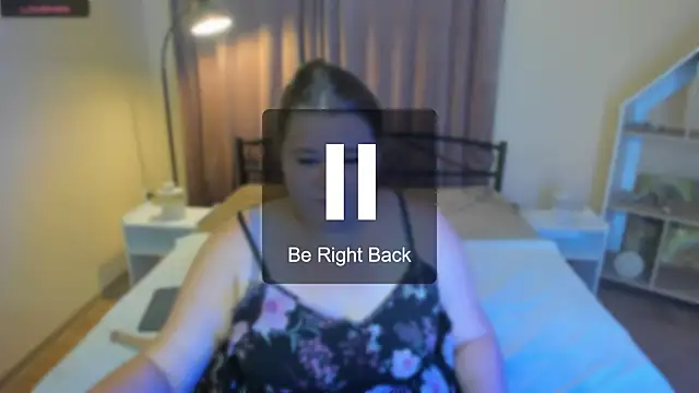 Snapshot of Bella_Blvck chatting on July 17, 2026, 5:14 am Bella Blvck online show from July 17, 2026, 5:14 am
