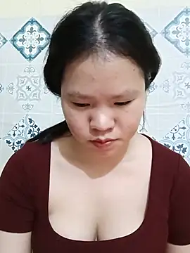 Seraphinahh online show from June 3, 2026, 3:06 pm