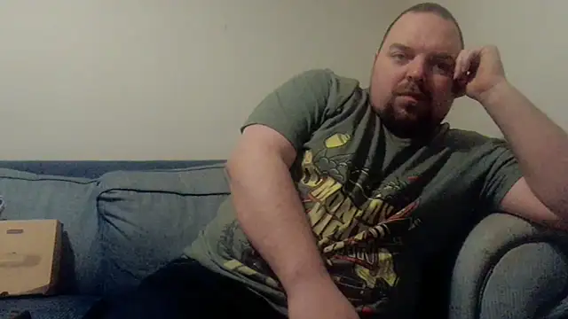 Snapshot of BigJayV chatting on April 14, 2026, 7:20 pm BigJayV online show from April 14, 2026, 7:20 pm