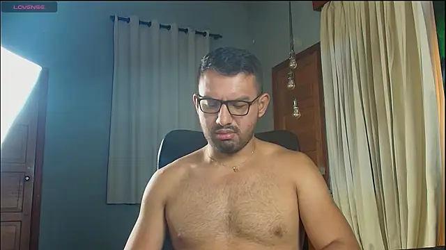 JacobWestt online show from April 21, 2026, 11:38 am
