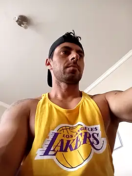 Fittrainer21 online show from April 29, 2026, 9:10 pm