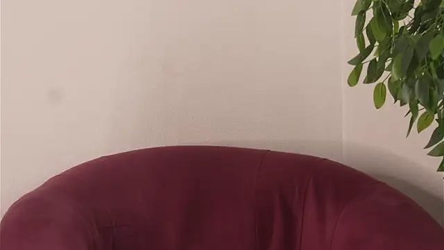 BlytheMoret online show from April 18, 2026, 7:07 pm