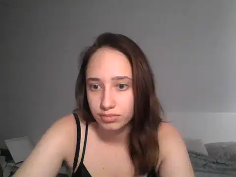 DarkMirel online show from June 3, 2026, 5:18 pm