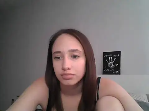 DarkMirel online show from June 4, 2026, 1:50 pm