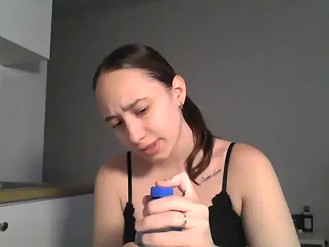 DarkMirel online show from June 10, 2026, 3:55 pm