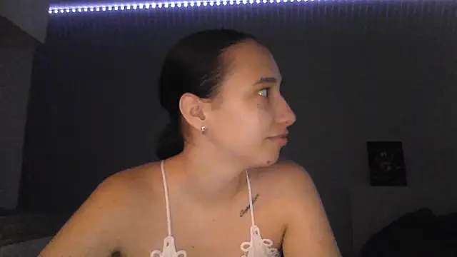 DarkMirel online show from July 19, 2026, 3:05 pm