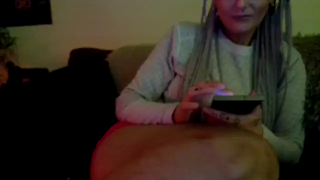 shyhornymommy online show from May 3, 2026, 11:55 pm