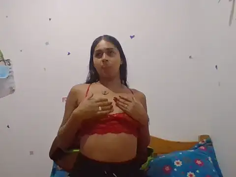 Snapshot of magic_trans_girl chatting on April 13, 2026, 10:48 pm magic trans girl online show from April 13, 2026, 10:48 pm