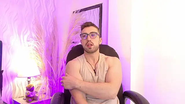 Snapshot of _Ryan_1 chatting on April 16, 2026, 12:28 pm Ryan 1 online show from April 16, 2026, 12:28 pm