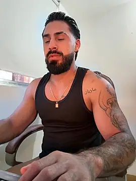 Snapshot of Ryan_Black3 chatting on April 26, 2026, 10:40 pm Ryan Black3 online show from April 26, 2026, 10:40 pm