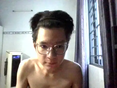 StudentHCM online show from April 16, 2026, 11:00 am