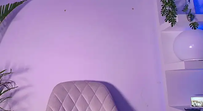 andyypalmer  online show from April 19, 2026, 6:24 am