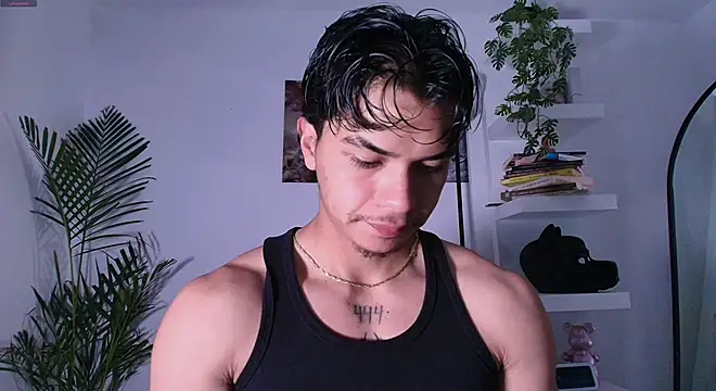 andyypalmer  online show from June 23, 2026, 5:38 am