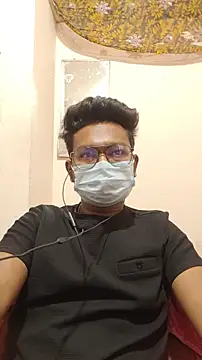 hot boy995 online show from April 18, 2026, 7:23 am