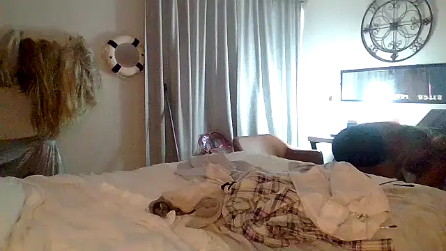 Snapshot of Dicksee_Left chatting on July 24, 2026, 5:44 pm Dicksee Left online show from July 24, 2026, 5:44 pm