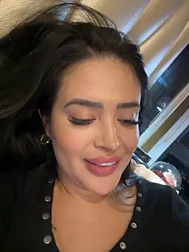 Snapshot of Sara_fun chatting on January 15, 2025, 4:32 pm Sara fun online show from January 15, 2025, 4:32 pm