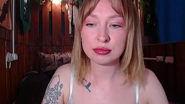 Snapshot of Mimi-Deep chatting on June 19, 2026, 7:34 am Mimi-Deep online show from June 19, 2026, 7:34 am