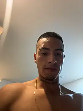 willclayy online show from July 21, 2026, 2:03 am