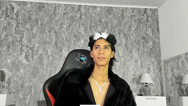 Sam Parrker online show from April 18, 2026, 12:09 pm