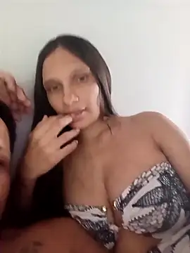 gleyce fada1 online show from April 15, 2026, 7:43 pm